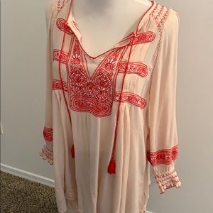 Free People Embroidered Peasant MiniDress. Size L.